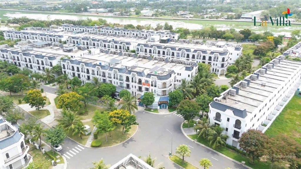 Nhà 5x20 lavilla green city giá ngộp cách aeon 500m giá 3ti550.