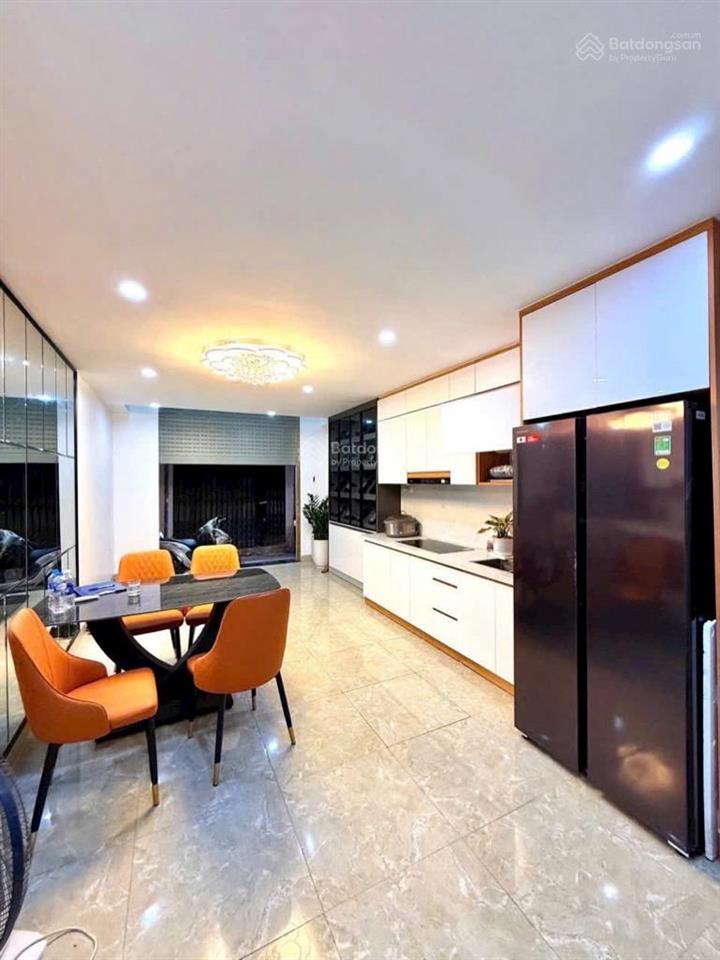 Bán phố 4pn, 4wc, 42m2 giá siêu hời tại thạch bàn, long biên, hà nội