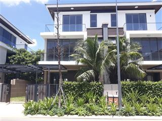 Lavila. 1 căn biệt thự song lập duy nhất. nhà thô vị trí số nhà đẹp