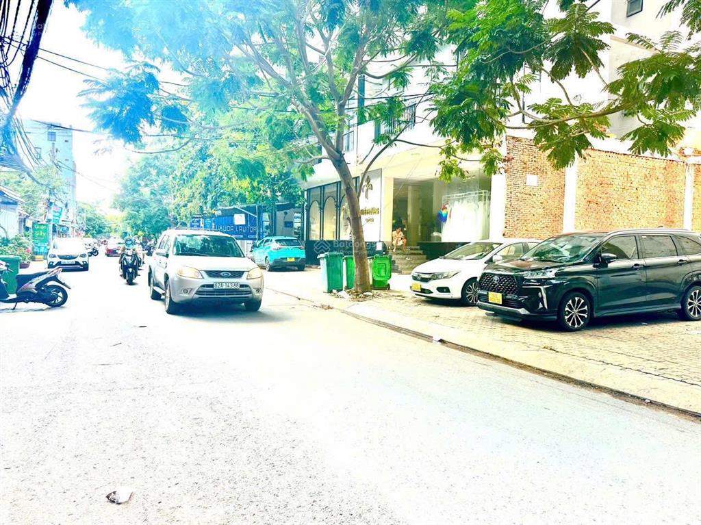 Mtkd tiện xây mới lê thị chơ, hoặc chdv cao tầng. kdc lascasa hoàng quốc việt quận 7. giá 14tỷ