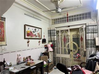 Bán nhà hẻm nguyễn biểu q5  vị trí trung tâm  cạnh q1  dt 26m2 giá 5,8 tỷ  ngay trần hưng đạo