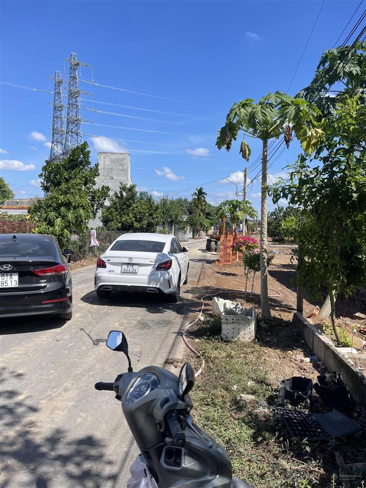 Bán lô đất mặt tiền đường trừ văn thố bàu bàng.sát đường quốc lộ 13 gần kcn bàu bàng