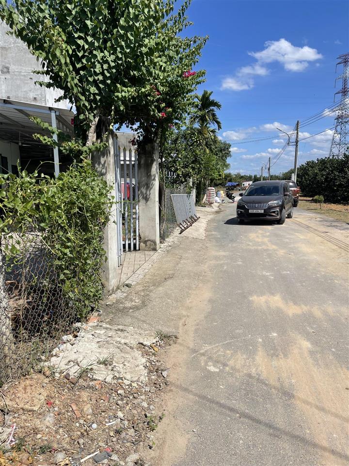 Bán lô đất mặt tiền đường trừ văn thố bàu bàng.sát đường quốc lộ 13 gần kcn bàu bàng