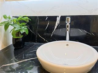 Chính chủ gửi bán căn hộ đẹp tại ct5 kđt mỹ đình 2, dt 83m2, 3pn, 2 vs, nội thất mới,  0983 816 ***