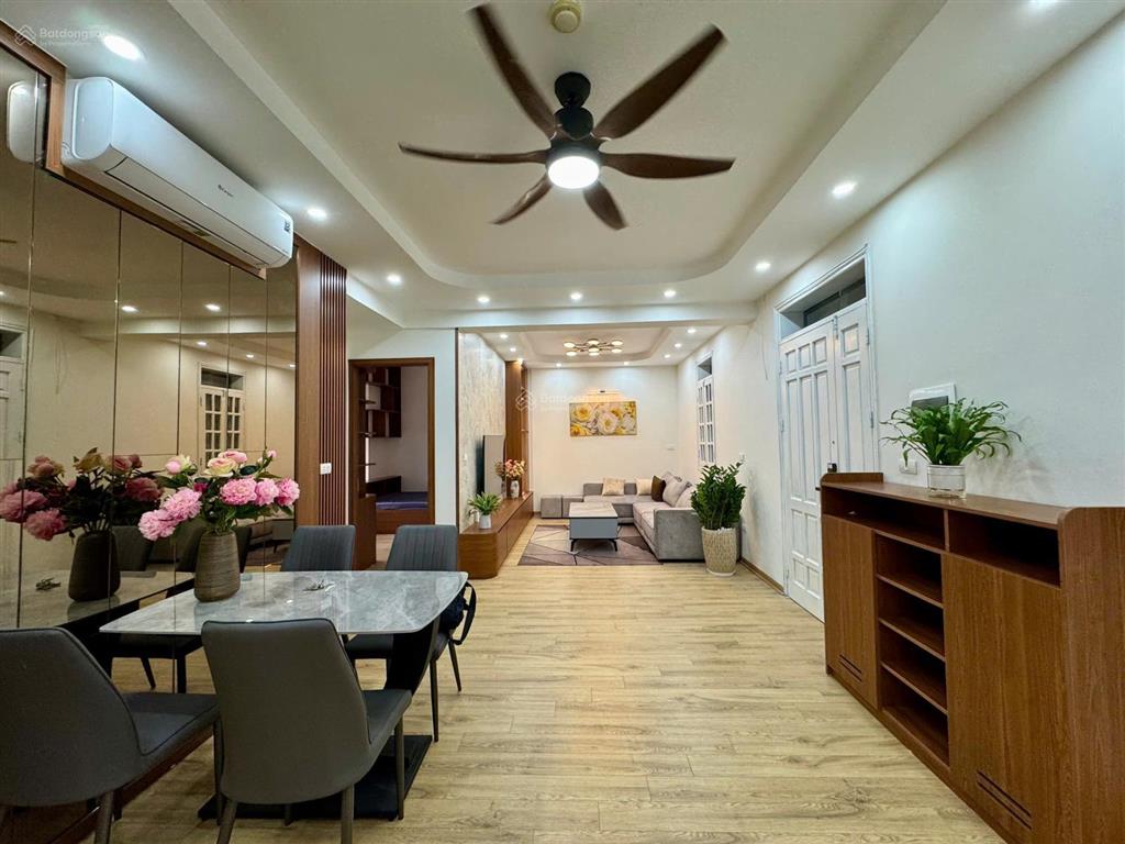 Chính chủ bán căn hộ ct1a hàm nghi, dt 105m, 3pn,2 vs, giá tốt,  ms lan 0983 816 ***