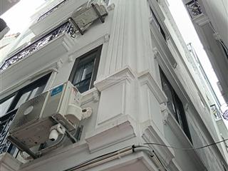 Nhà đẹp lô góc gần phố tại tt cầu giấy gần nguyễn văn huyên, xuân thuỷ, cầu giấy, 42m2 / 5 tầng