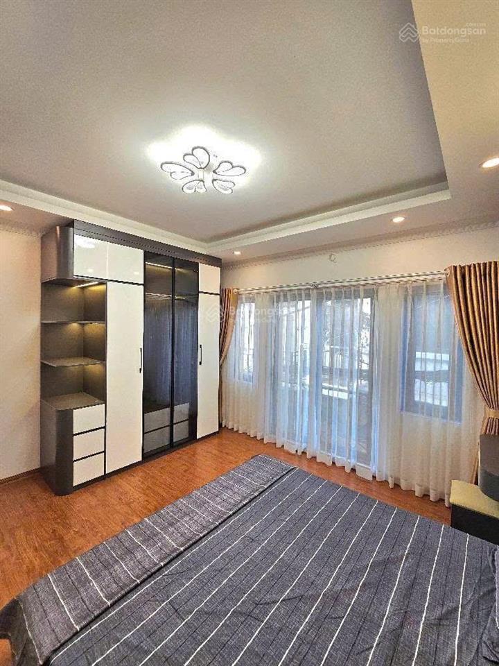 Siêu phẩm phúc lợi long biên, 5 tầng mới, ô tô đỗ thông, 30m ra ô tô tránh, kinh doanh