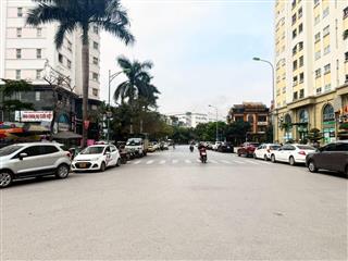 🏡 234 HOÀNG QUỐC VIỆT - SÂN RỘNG - NHÀ ĐẸP Ở NGAY - KHÔNG GIAN LÝ TƯỞNG CHO ĐẠI GIA ĐÌNH
