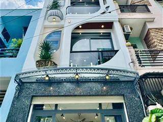 Kẹt tiền bán gấp nhà nguyễn đình chiểu,p5,q3 giá 4tỷ550/72m2 cho thuê 32tr gần chợ vườn chuối