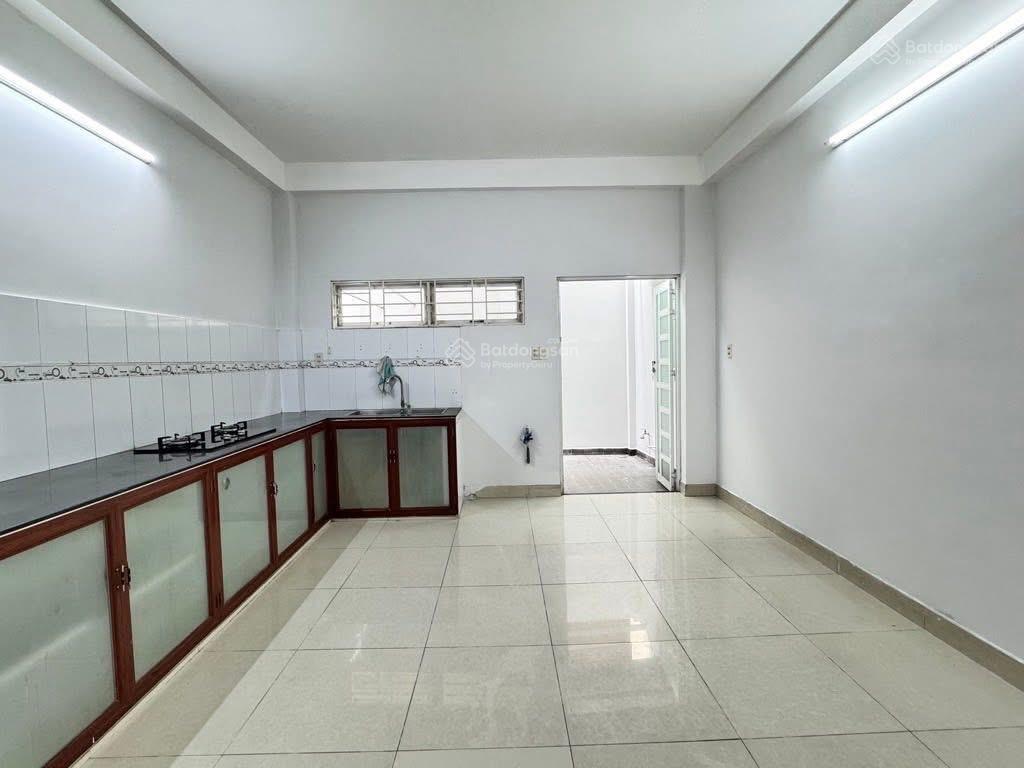 Cần bán gấp nhà đường 6m trần khánh dư,p.tân định,q1 giá 4tỷ2/68,4m2 gần chung cư miếu nổi