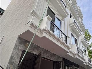 Bán nhà 5 tầng 3 phòng ngủ, hơn 5 tỷ khu vực gamuda