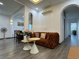 Bán căn hộ chung cư 2 ngủ 250 minh khai