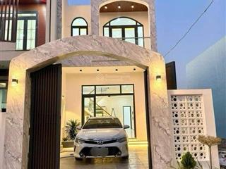 Thanh lý gấp nhà sổ hồng riêng đang cho thuê tháng 13tr giá 2 tỷ 520 gần đh y khoa phạm ngọc thạch