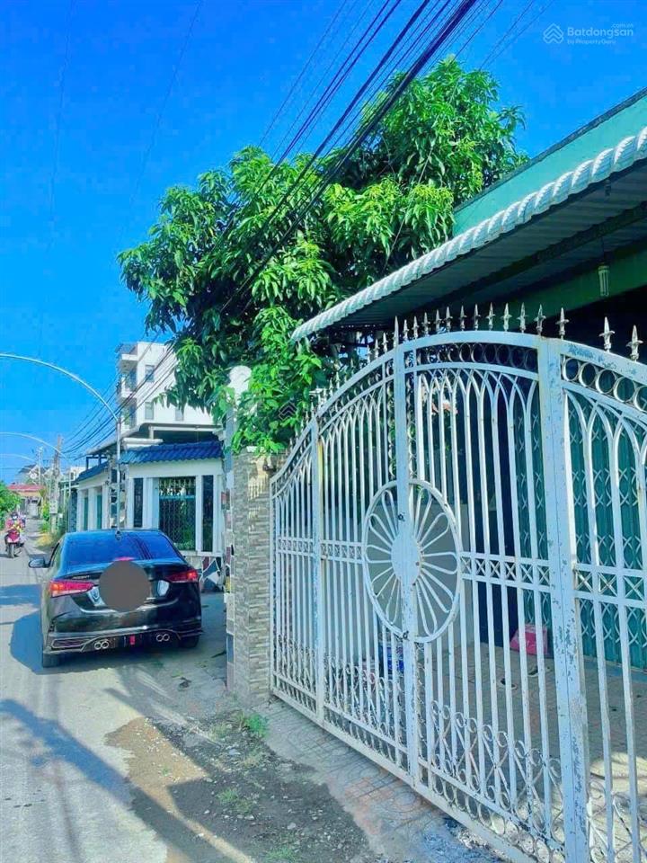 Dành cho khách thích đầu tư, dãy trọ hiện có doanh thu 18tr/tháng gần chợ bình điền giá 2 tỷ 200 tl