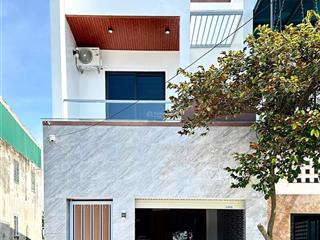 Nhà sổ hồng chính chủ, hoàn công đầy đủ kế bên đại học y khoa phạm ngọc thạch giá 1 tỷ 835 còn bớt