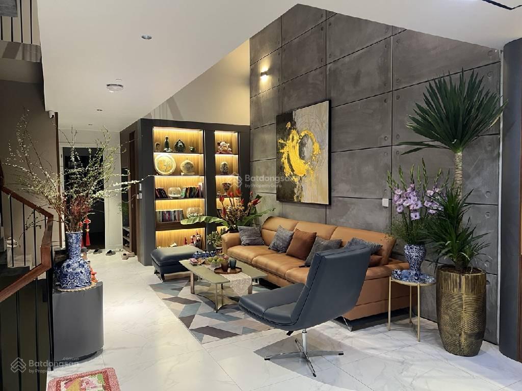 Phân lô cầu diễn | vỉa hè | ô tô tránh | 110m | 4 tầng | 20 tỷ | cách đường 32 chỉ 50m |