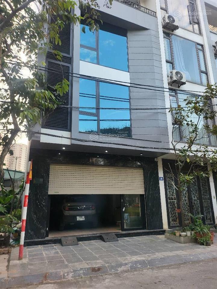 Phân lô cầu diễn | vỉa hè | ô tô tránh | 110m | 4 tầng | 20 tỷ | cách đường 32 chỉ 50m |