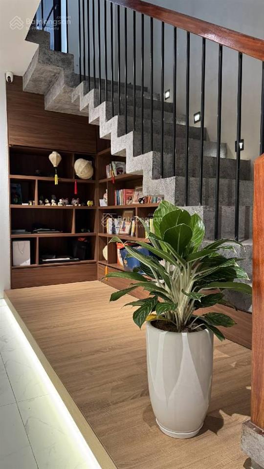 Phân lô cầu diễn | vỉa hè | ô tô tránh | 110m | 4 tầng | 20 tỷ | cách đường 32 chỉ 50m |