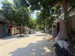 Nhà phố ô tô tải tránh  vỉa hè  ô chờ thang máy  7 tầng dân xây  11 phòng khép kín kinh doanh