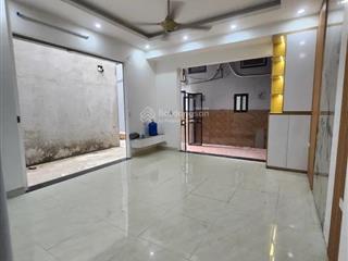 Căn lô góc tầm tài chính hợp lý cho gia đình trẻ, 6 tầng thang máy ngõ 3 gác phố lụa, vạn phúc