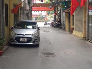 Tô hiệu 48m, 4tầng,, kinh doanh sầm uất, ô tô đỗ cửa giá chỉ 8ty900