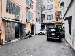 Phân lô tô hiệu 42m/ 3 tầng, ô tô lùi cửa, dân xây kiên cố. kd văn phòng. vị trí đắc địa. giá 8ty9