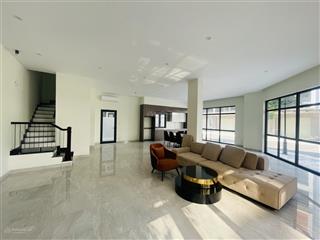 Càn cho thuê gấp biệt thự tại vinhomes ocp2 giá tốt. hưởng trọn mọi tiện ích cư dân.