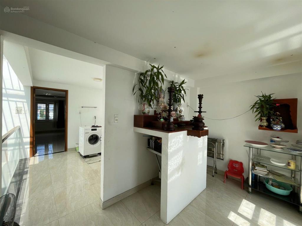 Cần bán gấp nhà đường phạm phạm hùng 100m2 ngang 5,6m dài 18m hầm 3 lầu giá 9 tỷ