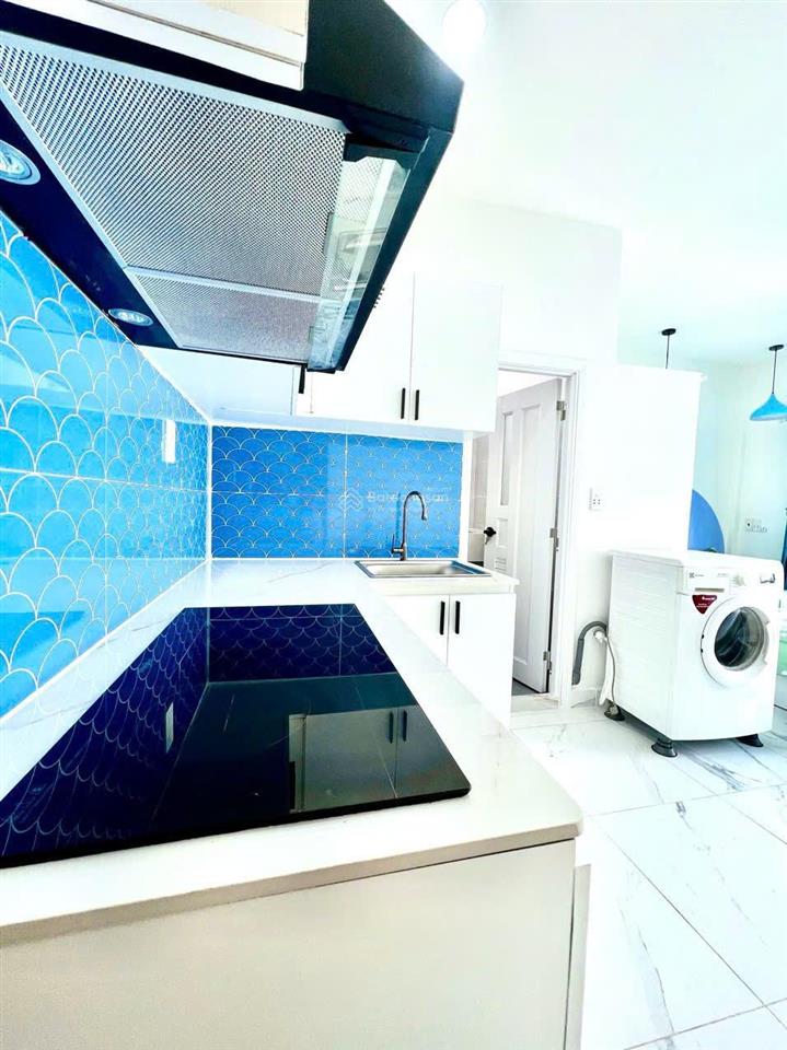 Cho thuê phòng 5tr6/tháng đầy đủ nội thất  ban công ngay nguyễn văn đậu, chợ bà chiểu, đh văn lang