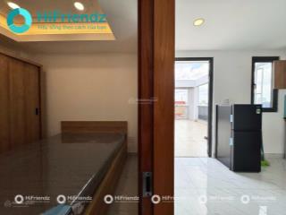 Cho thuê penthouse 1pn full nội thất (máy giặt riêng). siêu to khổng lồ  mới 100%