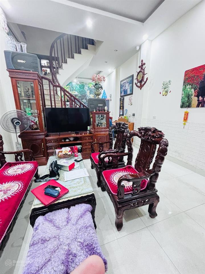 Chính chủ bán nhà quan nhân 50m,mt 4,2mgiá 9,3 tỷvf3 vào tận nhàfull nội thất xịn sò vào ở luôn