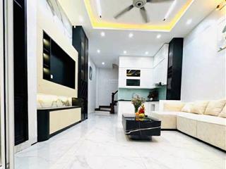 Cơ hội vàng! nhỉnh 8 tỷ sở hữu ngay nhà phố nguyễn đình hoàn  nhà đẹp, mặt tiền rộng, gần oto