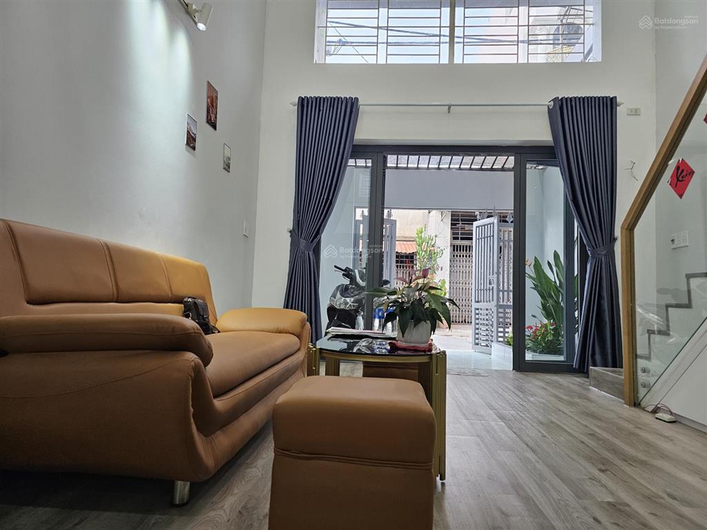 Chỉ 4,85 tỷ sở hữu mt đường số 8, 56m2, 4x14m, 2 tầng, 3pn, sổ vuông a4, nhà đẹp mới ở ngay