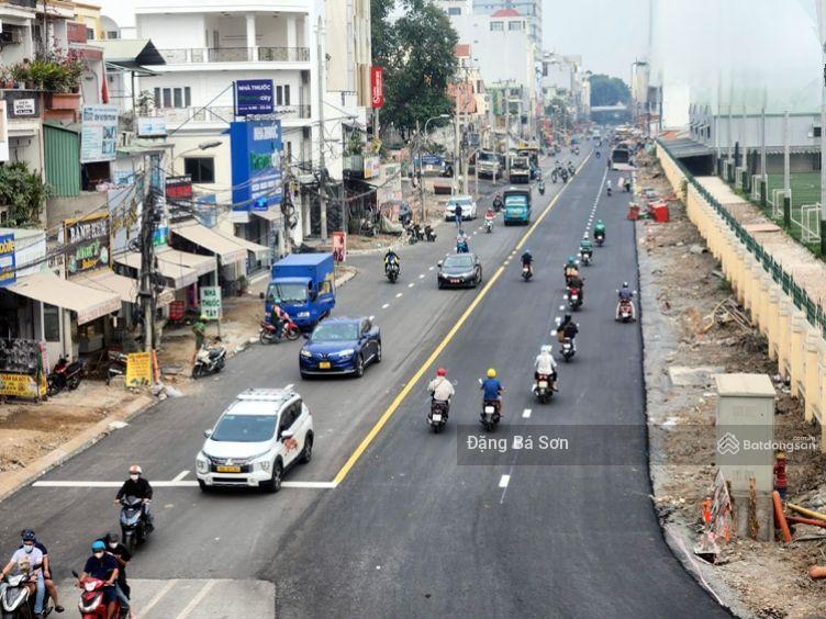 Khu vip ngay sân bay, 4 tầng, 4.6x15.8m, hẻm 6m, hoàng hoa thám tân bình, nhỉnh 11 tỷ