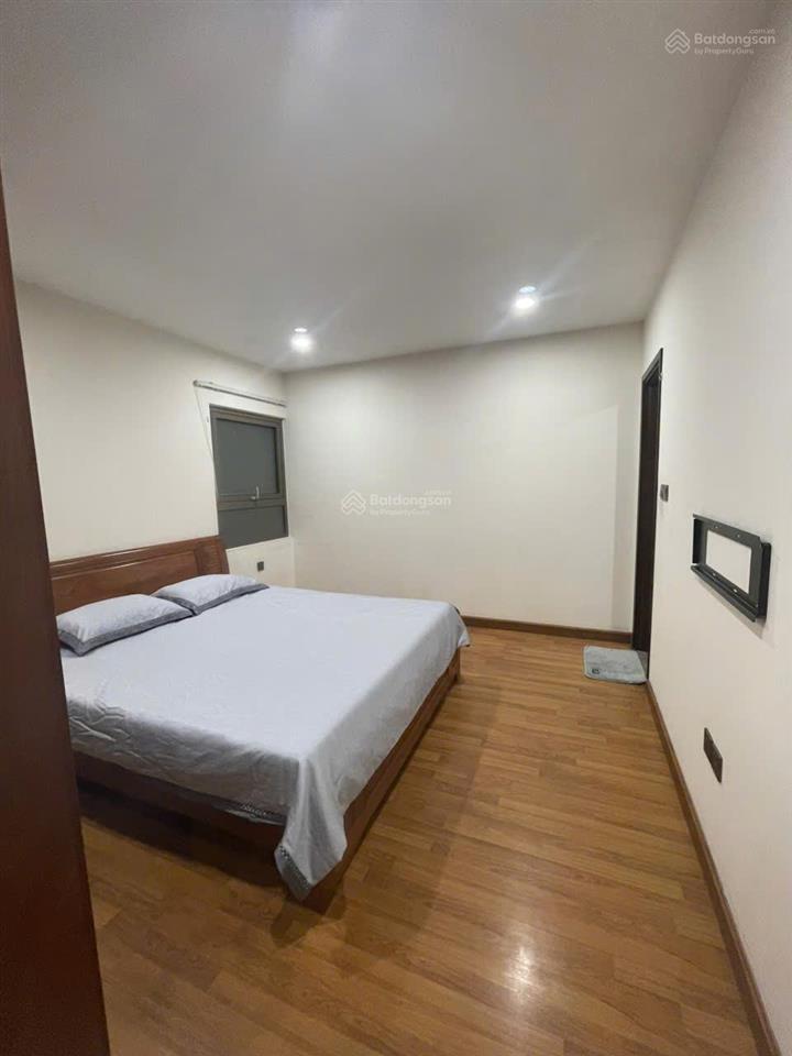 Bán nhanh căn hộ 2 ngủ trục hoa hậu ,full nội thất giá rẻ tại home city  0394 683 ***