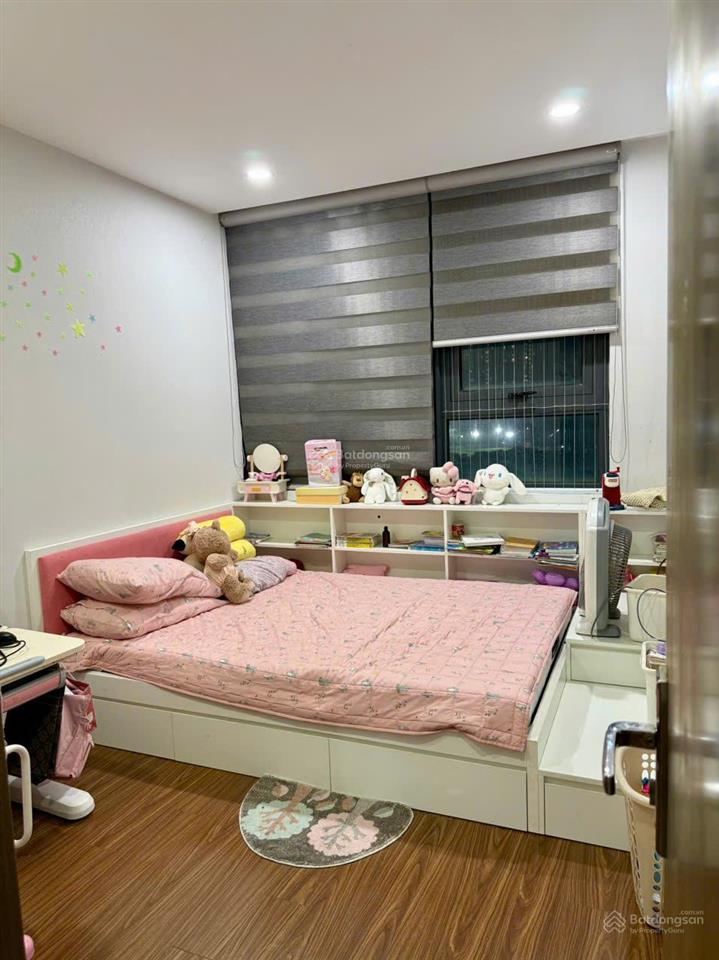 Chính chủ cần bán gấp căn hộ 3 ngủ tại eco green  0394 683 ***