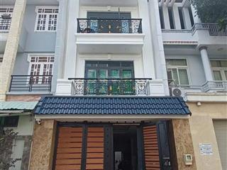 Nhà 3 lầu 9pn. 9wc mt đường d2. p tăng nhơn phú a. quận 9