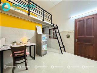 Cho thuê căn hộ dịch vụ gác cao  siêu rộng  gần ngã tư hàng xanh