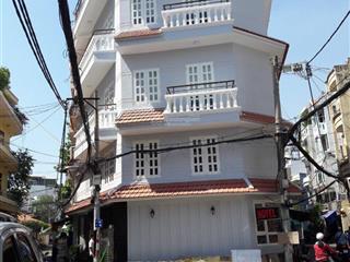 Chỉ 18 tỉ nhà đẹp 4 tầng, 3 mặt tiền, hxh trương quốc dung, phú nhuận