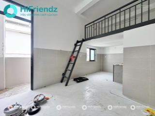 Phòng có gác mới 100% 4ng 4xe đi bộ tới vlu có thang máy và ban công