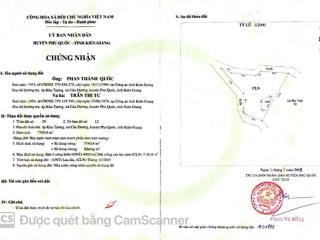 Đất hiện tại có 400m2 đất thổ cư. có nhà cũ, có vườn sầu riêng. đang thu hoạch