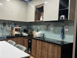 Giá tốt cho thuê cc chung cư the flemington quận 11, dt 86m2, 2pn, nhà đẹp, giá 18triệu/tháng