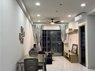 Cho thuê căn 2 phòng ngủ full nội thất giá tốt charm city