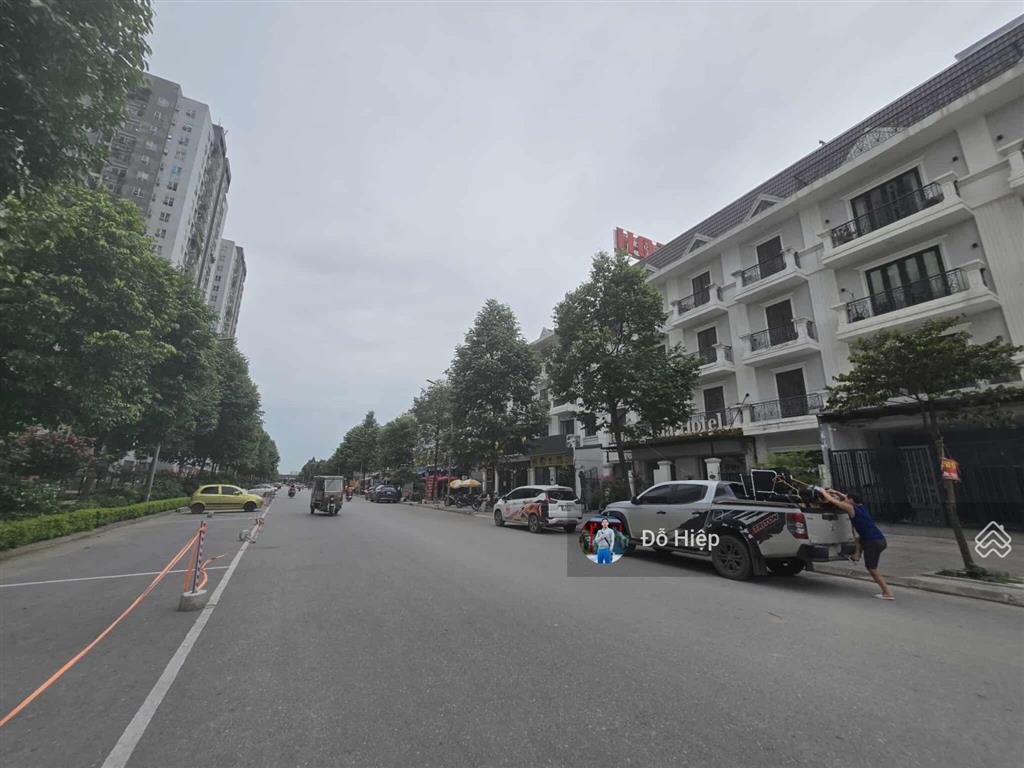 Chủ nhà gửi bán  nhà phân lô đại kim 75m  5 tầng thang máy  2 thoáng  kinh doanh tốt