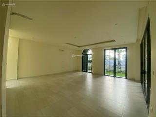 Bán cắt lỗ gần 2 tỷ biệt thự 2pn wonderland hồ tràm đã hoàn thiện cơ bản  view hồ bơi olympic