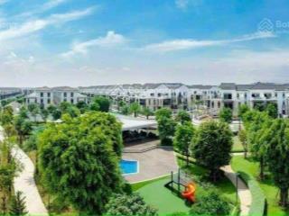 Trực tiếp chủ villa 200m2, đã có nhà, hđmb, giá 9 tỷ, sát sông, hồ bơi, 278,5m2. 0793 467 *** nga