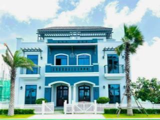Bán cắt lỗ gần 2 tỷ biệt thự 2pn wonderland hồ tràm đã hoàn thiện cơ bản  view hồ bơi olympic
