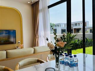 Bán nhà phố 7x30 trực diện biển và sân golf tặng hồ bơi . 0793 467 *** thúy nga