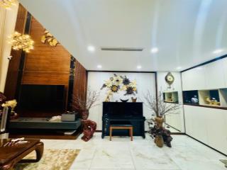 Penthouse duplex tại cc thái hà, thiết kế đỉnh cao nội thất gỗ óc chó cao cấp view triệu đô