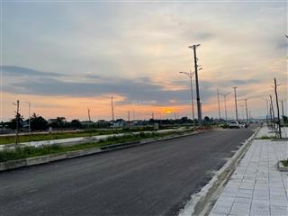 Đấu giá phú xuântỉnh lộ 506b, đường đôi 28m, quá rẻ, 1 tỷ view đẹp siêu hot